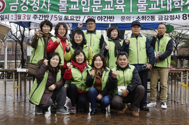 전7D2A~1.JPG