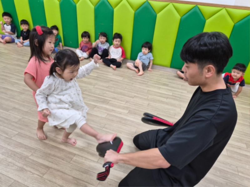 KakaoTalk_20250930_132841895_18.jpg