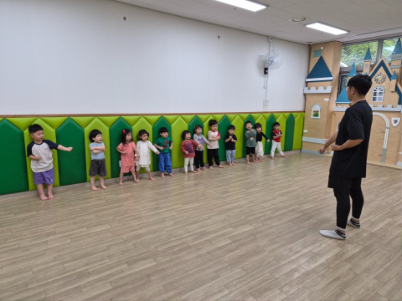 KakaoTalk_20250930_132838892_18.jpg