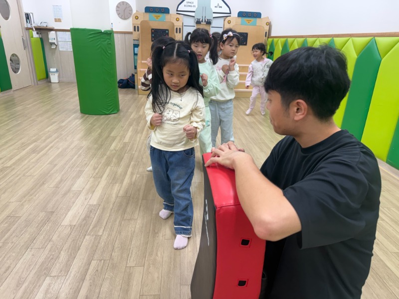 KakaoTalk_20251010_134227569_08.jpg